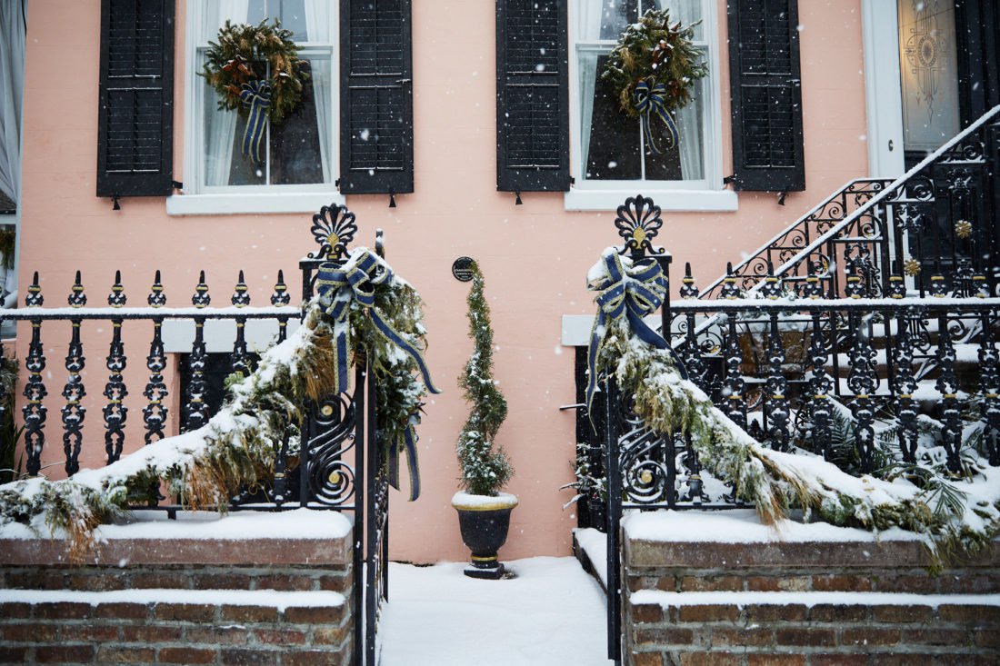 Scenes from a Rare Snowy Day in Charleston