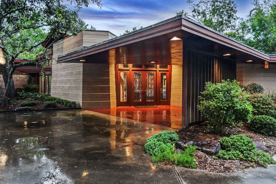 8 Frank Lloyd Wright Houses for Sale Right Now 